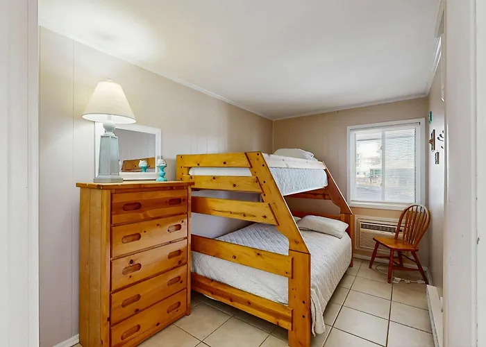 Severn 308 Oceanblock Walk To Beaches Holiday home Ocean City